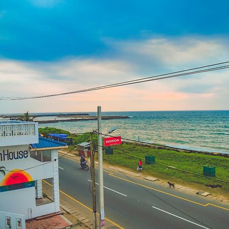 Hikka Ocean Resort Hikkaduwa Εξωτερικό φωτογραφία